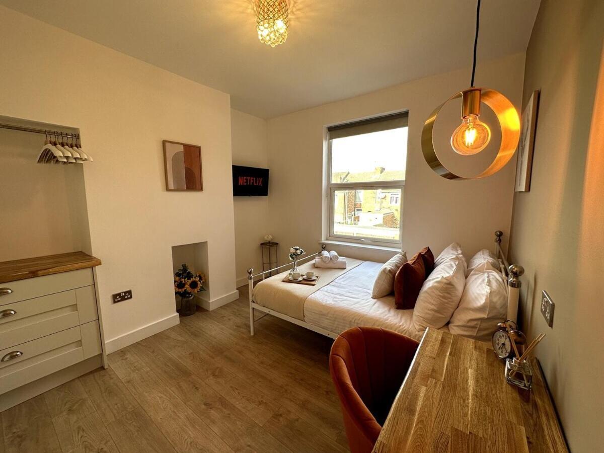 קינגסטון אפון הול Deluxe Stays @ Libra Spaces מראה חיצוני תמונה